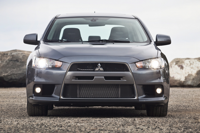 Mitsubishi Lancer Evolution MR Touring Mitsubishi Lancer Evolution MR Touring