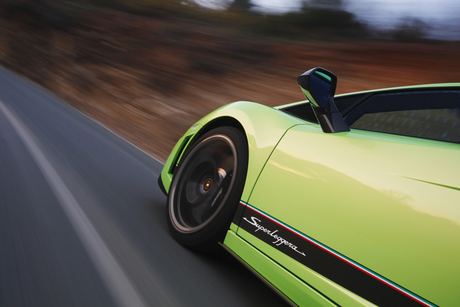 Lamborghini Gallardo LP570-4 Superleggera E-Gear Lamborghini Gallardo LP570-4 Superleggera E-Gear