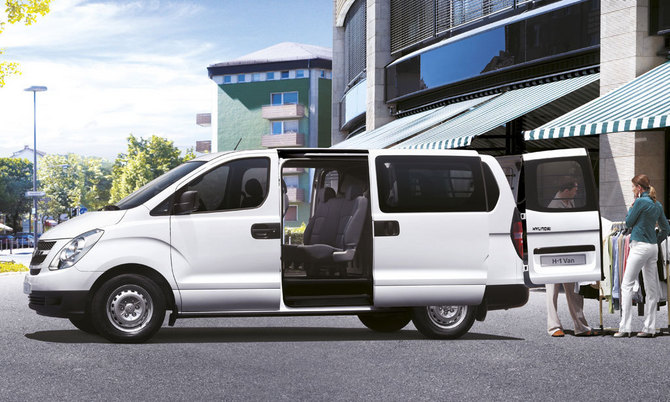 Hyundai H-1 Travel 2.5 CRDi Hyundai H-1 Travel 2.5 CRDi