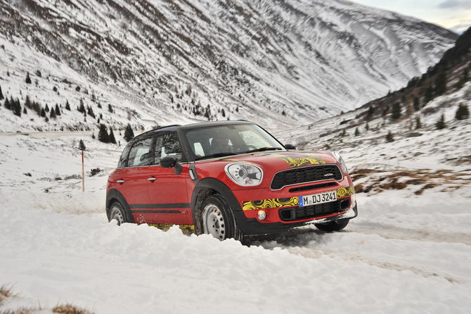 MINI (BMW) Countryman 1.6T John Cooper Works MINI (BMW) Countryman 1.6T John Cooper Works