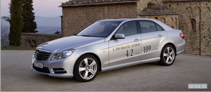 O Mercedes E300 Bluetec Hybrid produz 109g/km de CO2 a partir de um motor híbrido a gasóleo