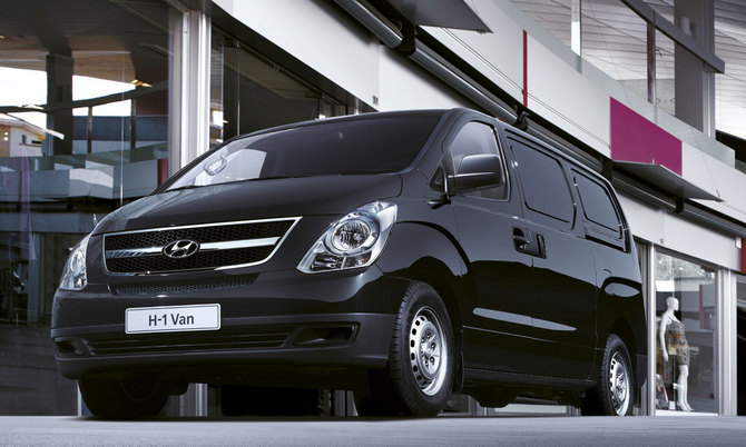 Hyundai H-1 Travel 2.5 CRDi Hyundai H-1 Travel 2.5 CRDi