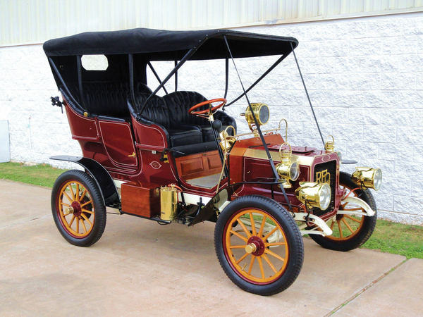 REO Two-Cylinder Five-Passenger Detachable Tonneau REO Two-Cylinder Five-Passenger Detachable Tonneau