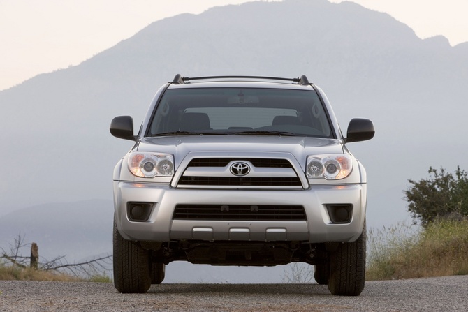Toyota 4 Runner Sport Edition 4X4 V6 Toyota 4 Runner Sport Edition 4X4 V6