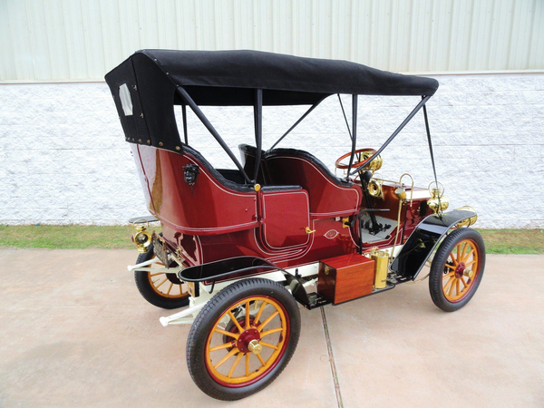 REO Two-Cylinder Five-Passenger Detachable Tonneau REO Two-Cylinder Five-Passenger Detachable Tonneau