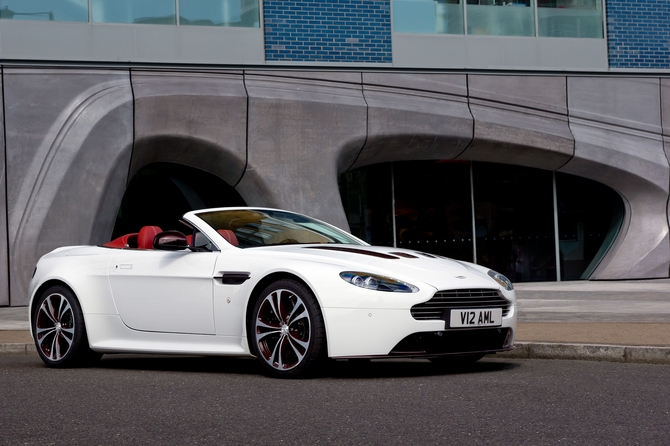 Aston Martin V12 Vantage Roadster Aston Martin V12 Vantage Roadster