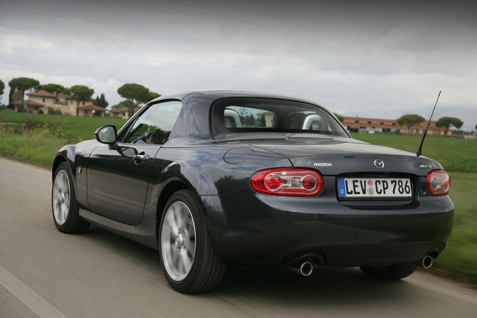 Mazda MX-5 1.8 Roadster Coupé Mazda MX-5 1.8 Roadster Coupé
