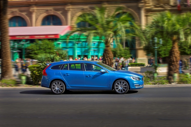 Volvo V60 D3 Momentum Volvo V60 D3 Momentum