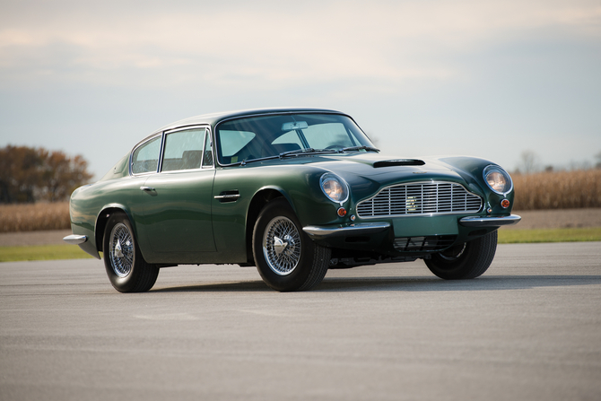 Aston Martin DB6 Vantage Mk II Aston Martin DB6 Vantage Mk II