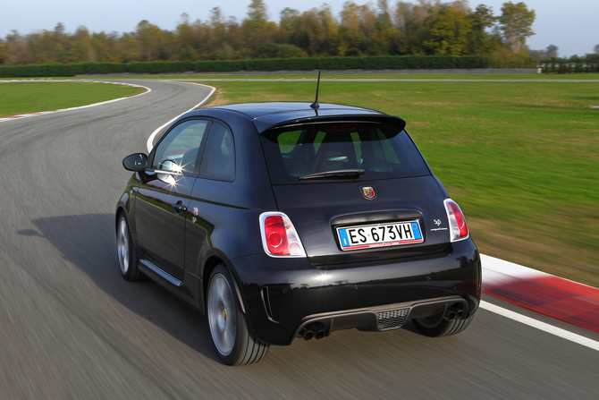 Abarth 500 1.4 16v T-jet Competizione Abarth 500 1.4 16v T-jet Competizione