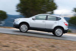 Nissan Qashqai 2.0 4x2 Tekna Sport 17'' (10)