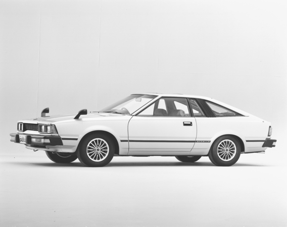 Nissan Gazelle Hardtop 2000XE-II Nissan Gazelle Hardtop 2000XE-II