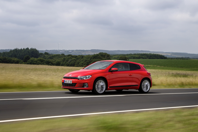 Volkswagen Scirocco 2.0 TSI DSG Sport Volkswagen Scirocco 2.0 TSI DSG Sport