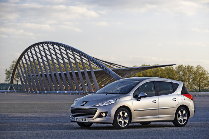 Peugeot 207 SW 1.6 VTi Active Peugeot 207 SW 1.6 VTi Active