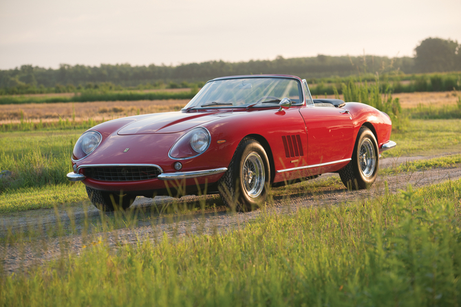 Ferrari 275 GTS/4 Spider NART Ferrari 275 GTS/4 Spider NART