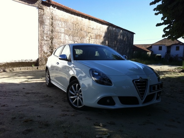 Alfa Romeo Giulietta 1.6 JTDm-2 Distinctive Alfa Romeo Giulietta 1.6 JTDm-2 Distinctive