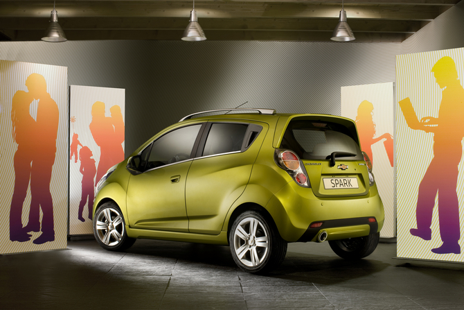Chevrolet Spark 1.2 LT Bi-Fuel Chevrolet Spark 1.2 LT Bi-Fuel
