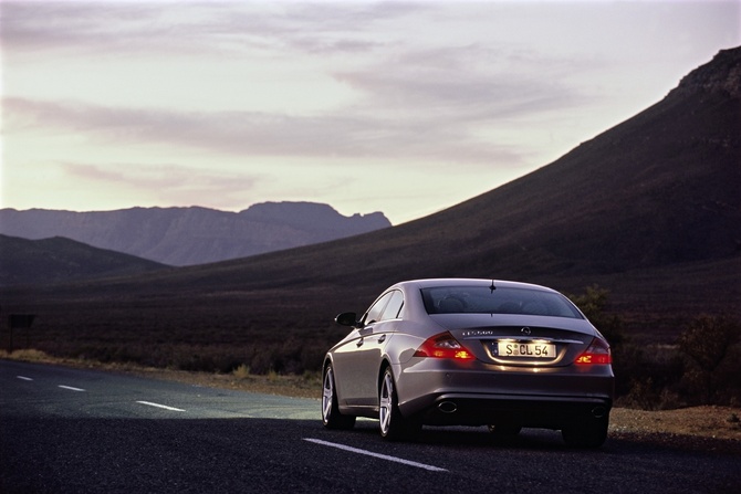 Mercedes-Benz CLS 500 Mercedes-Benz CLS 500
