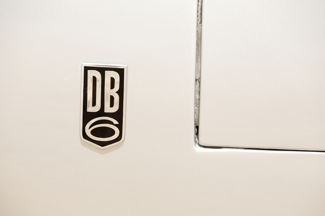 Aston Martin DB6 Aston Martin DB6
