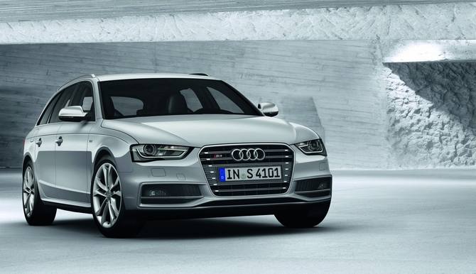 Audi S4 Avant S tronic Audi S4 Avant S tronic