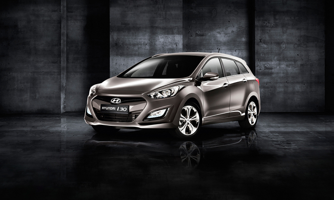 Hyundai i30sw 1.6 GDI Hyundai i30sw 1.6 GDI
