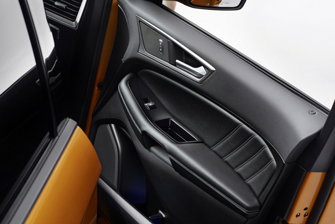 Ford Edge 2.0 EcoBoost Ford Edge 2.0 EcoBoost