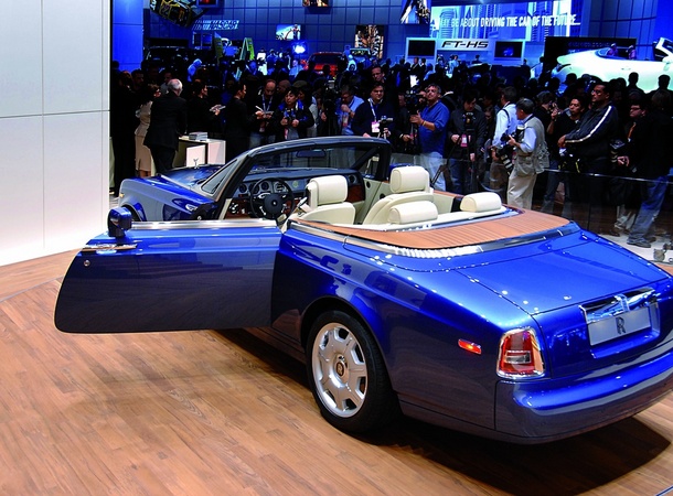 Rolls-Royce Phantom Drophead Coupé Rolls-Royce Phantom Drophead Coupé