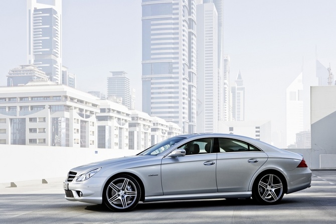 Mercedes-Benz CLS 63 AMG Mercedes-Benz CLS 63 AMG