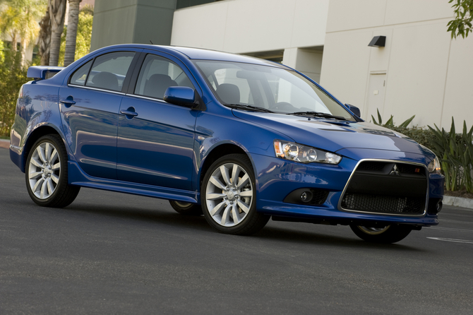 Mitsubishi Lancer 2.0 T Ralliart+ Mitsubishi Lancer 2.0 T Ralliart+