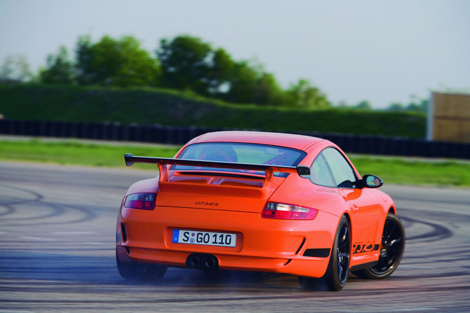 Porsche 911 GT3 RS Porsche 911 GT3 RS