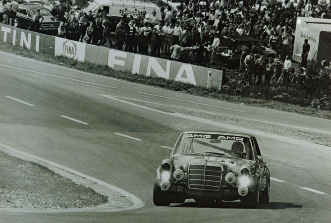 AMG Mercedes-Benz 300 SEL 6.8 AMG AMG Mercedes-Benz 300 SEL 6.8 AMG