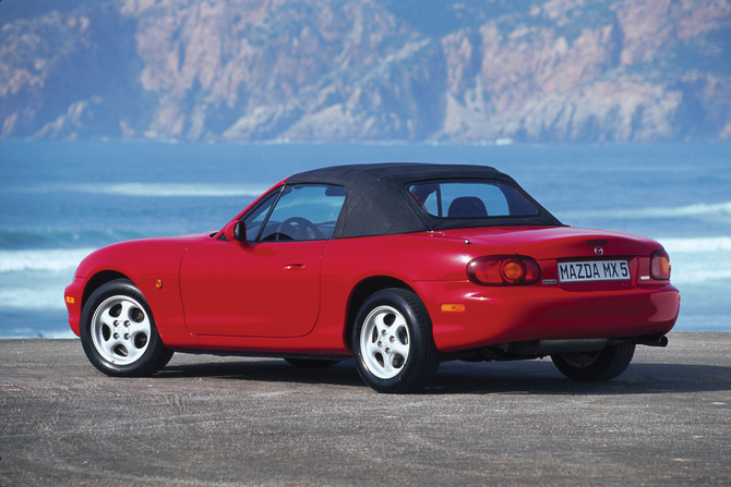 Mazda MX-5 Gen.2 Mazda MX-5 Gen.2
