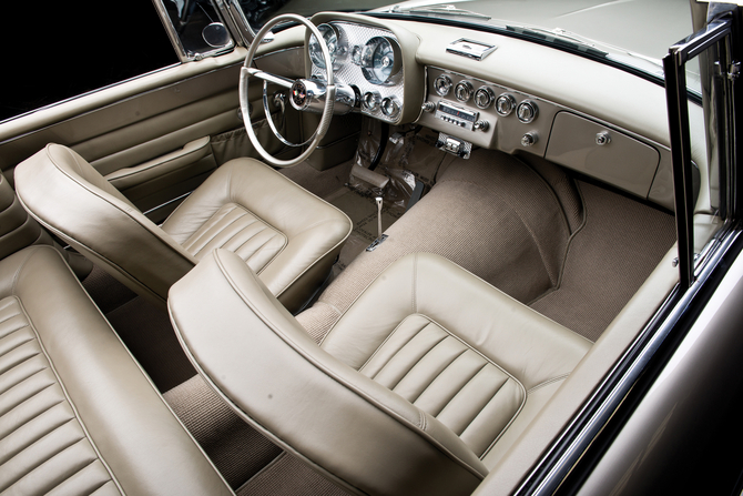 Dual Dual-Ghia Convertible Dual Dual-Ghia Convertible