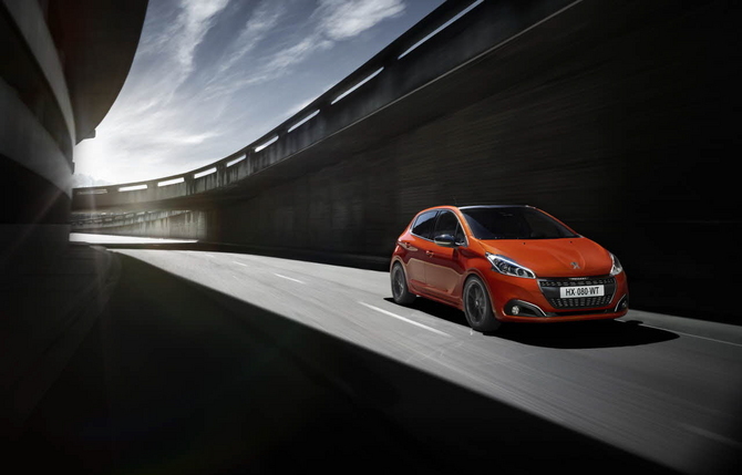 Peugeot 208 Allure 1.2 PureTech Peugeot 208 Allure 1.2 PureTech