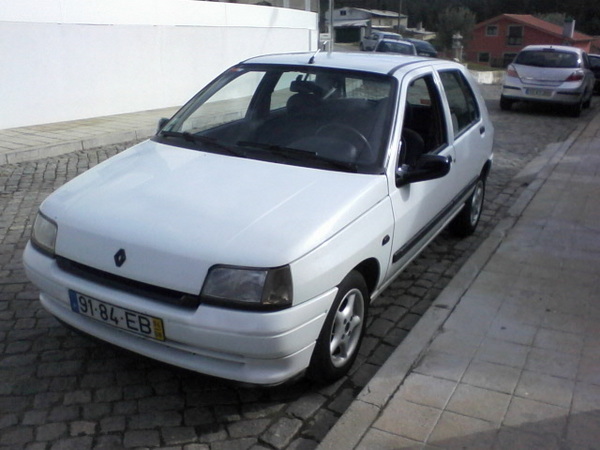 Renault Clio 1.2 RL/RN Renault Clio 1.2 RL/RN