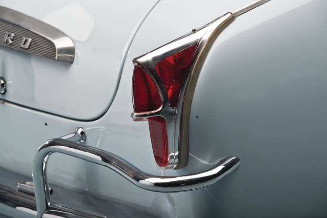Glas Isard 400 Glas Isard 400