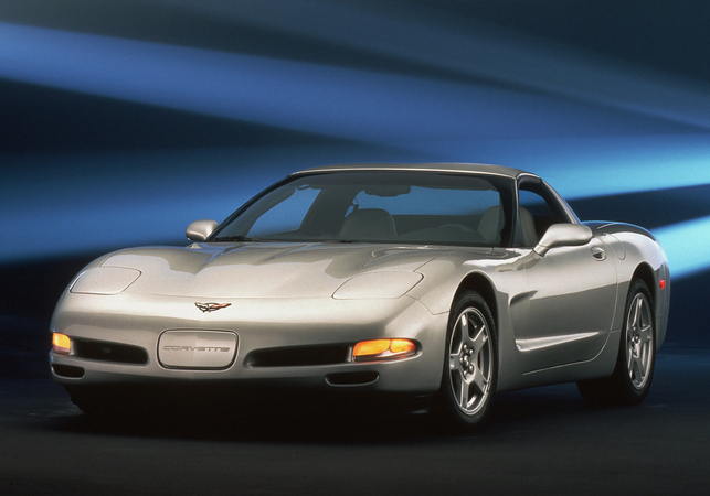 The C5 brought a new family of 5.7 liter V8 engines The C5 brought a new family of 5.7 liter V8 engines