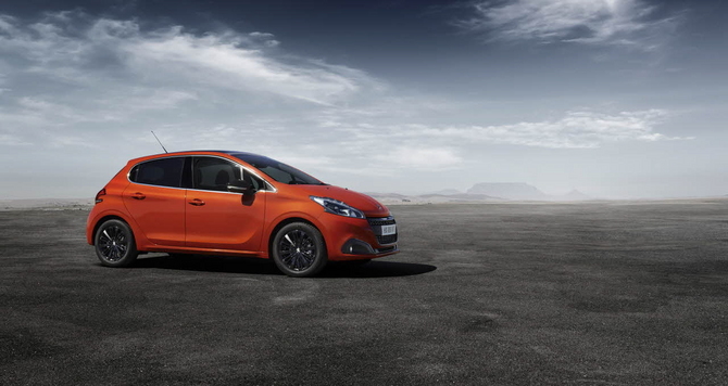 Peugeot 208 Allure 1.6 BlueHDi Peugeot 208 Allure 1.6 BlueHDi