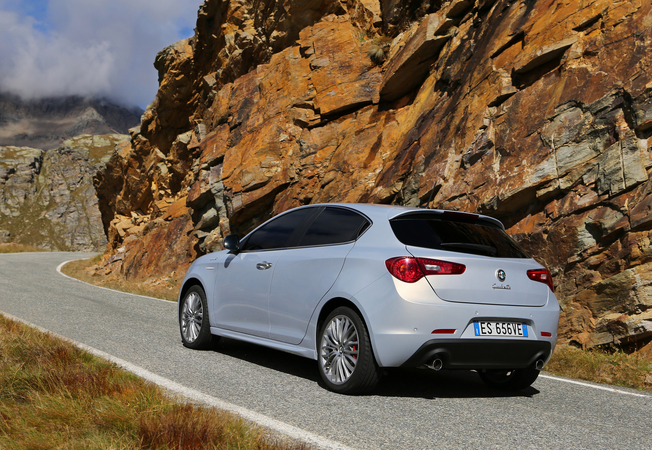 Alfa Romeo Giulietta (modern) Alfa Romeo Giulietta (modern)