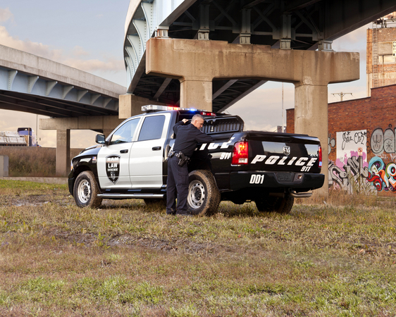 Ram Trucks 1500 Crew Cab 4x4 Special Service Ram Trucks 1500 Crew Cab 4x4 Special Service