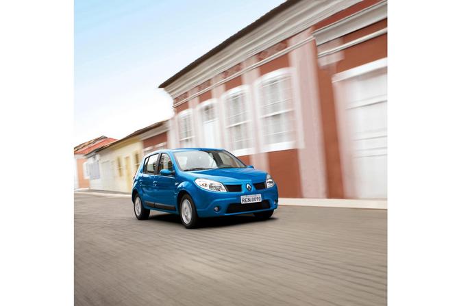 Renault Sandero 1.6 8v Hi-Torque (Alcohol) Renault Sandero 1.6 8v Hi-Torque (Alcohol)