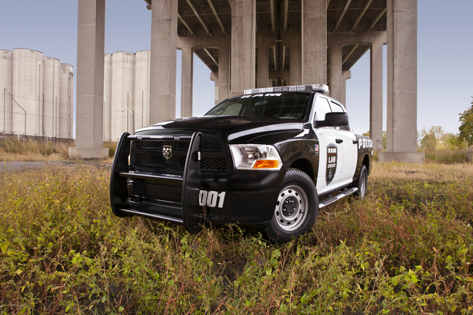 Ram Trucks 1500 Crew Cab 4x4 Special Service Ram Trucks 1500 Crew Cab 4x4 Special Service