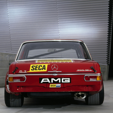 AMG Mercedes-Benz 300 SEL 6.8 AMG