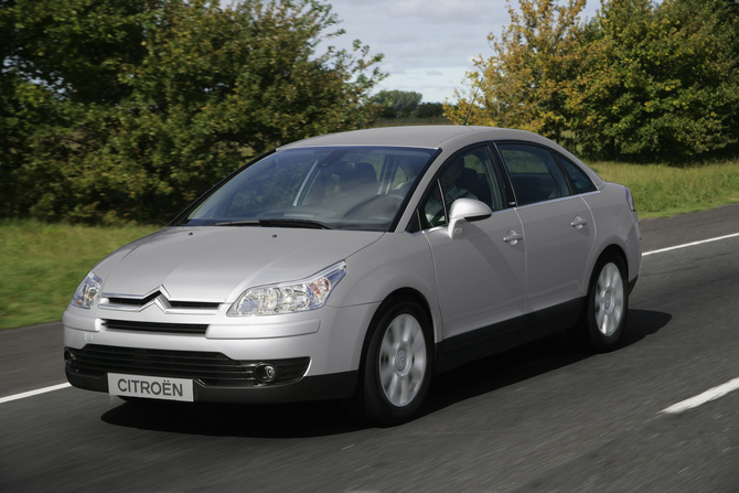 Citroën C4 Saloon 2.0i 16v Automatic Citroën C4 Saloon 2.0i 16v Automatic