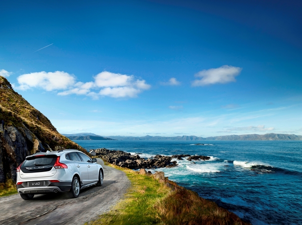 Volvo V40 Cross Country D4 Volvo Ocean Race Geartronic Volvo V40 Cross Country D4 Volvo Ocean Race Geartronic