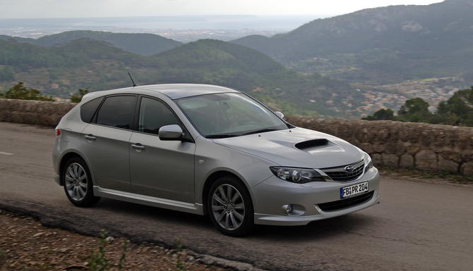 Subaru Impreza 2.0D Exclusive Subaru Impreza 2.0D Exclusive