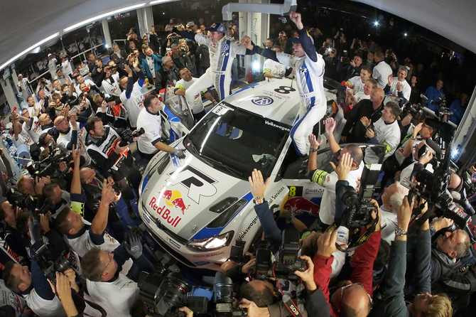 Ogier e Ingrassia quebraram a série de nove títulos consecutivos de Sebastien Loeb no WRC Ogier e Ingrassia quebraram a série de nove títulos consecutivos de Sebastien Loeb no WRC