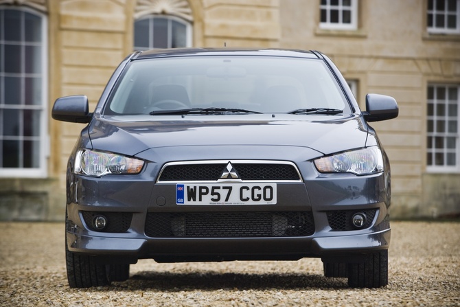 Mitsubishi Lancer SB 1.8 DID CT Instyle Navi Mitsubishi Lancer SB 1.8 DID CT Instyle Navi