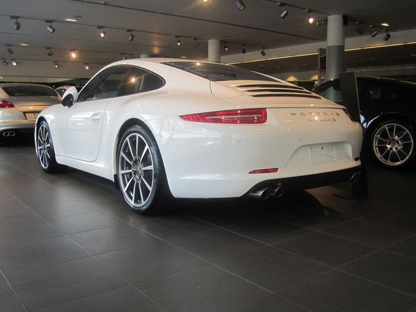 Porsche 911 Carrera Porsche 911 Carrera
