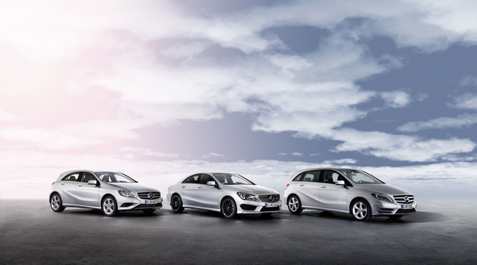 O gama compacta da Mercedes-Benz tem sido um enorme sucesso O gama compacta da Mercedes-Benz tem sido um enorme sucesso